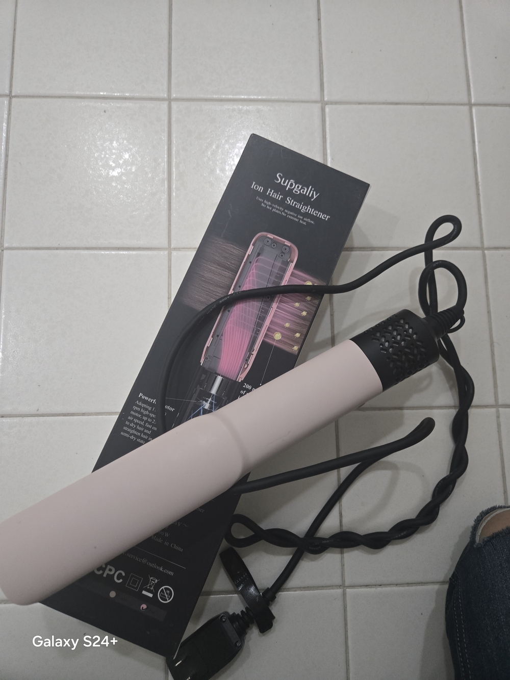 Pink Ionic Hair Straightener - Sleek Pink Styling Wand